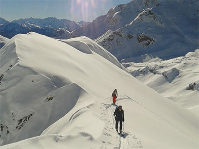 Ski de rando dans les cerces