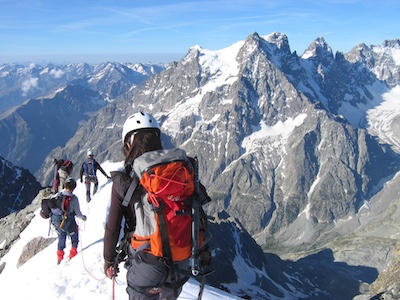 Alpinisme perfectionnement, traversée du Pelvoux 3 946 m, 2j